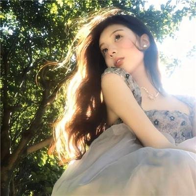 黄阿丽：小眼镜蛇